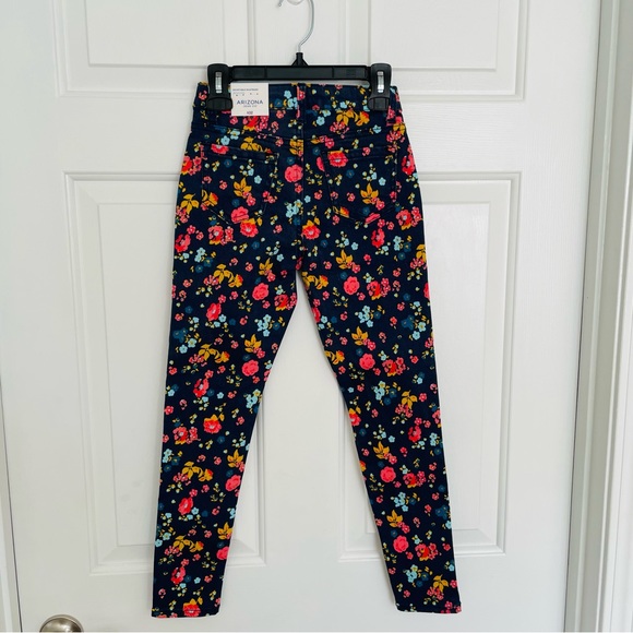 Arizona Jean Co Floral Fall Print Size 8 Jegging NWT - Picture 2 of 7